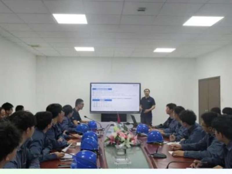 以智能化效劳赋能新型电力系统建设